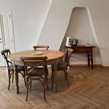 Habitat Bed and Breakfast Momignies Buitenkant foto