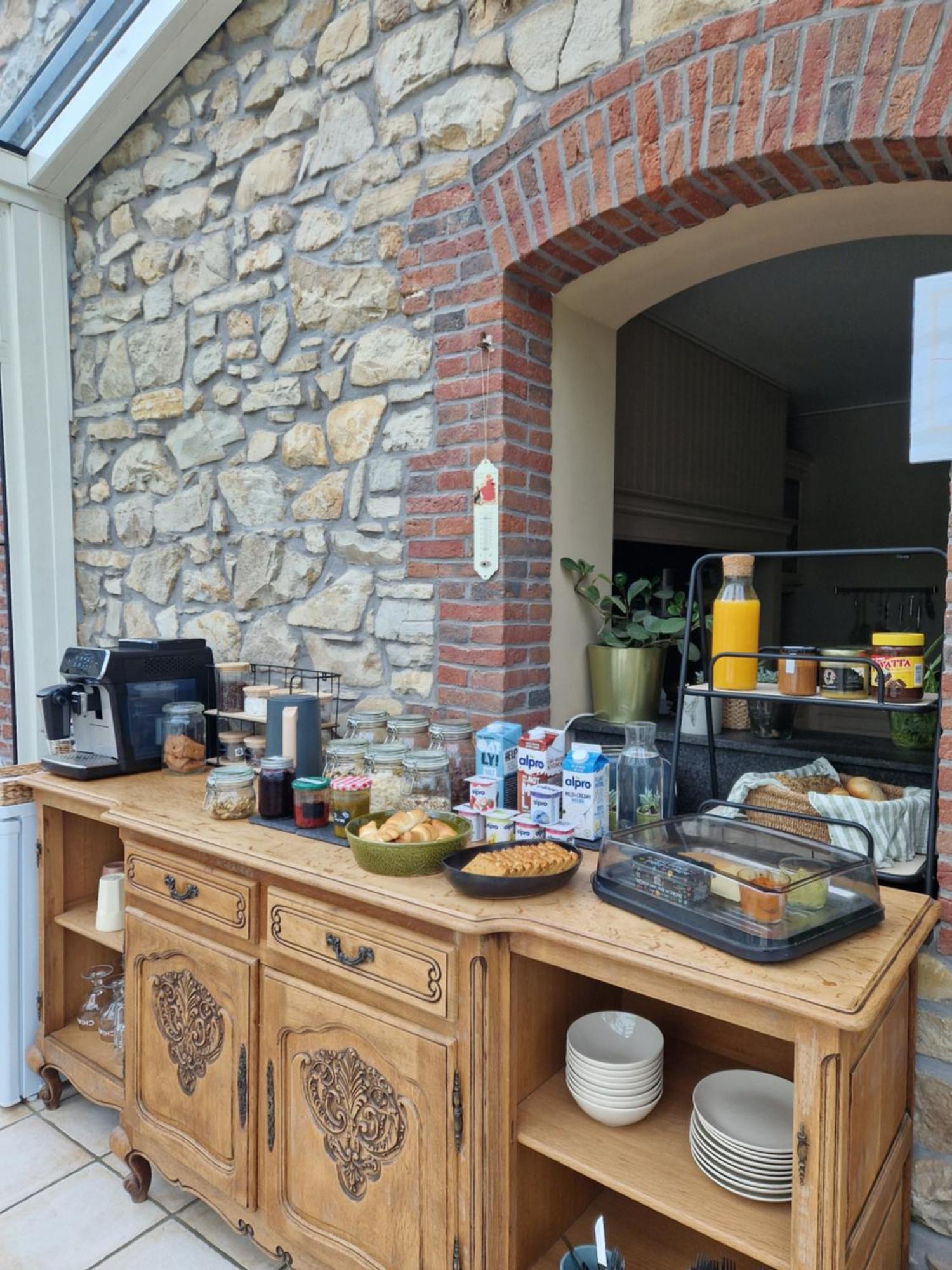 Habitat Bed and Breakfast Momignies Buitenkant foto