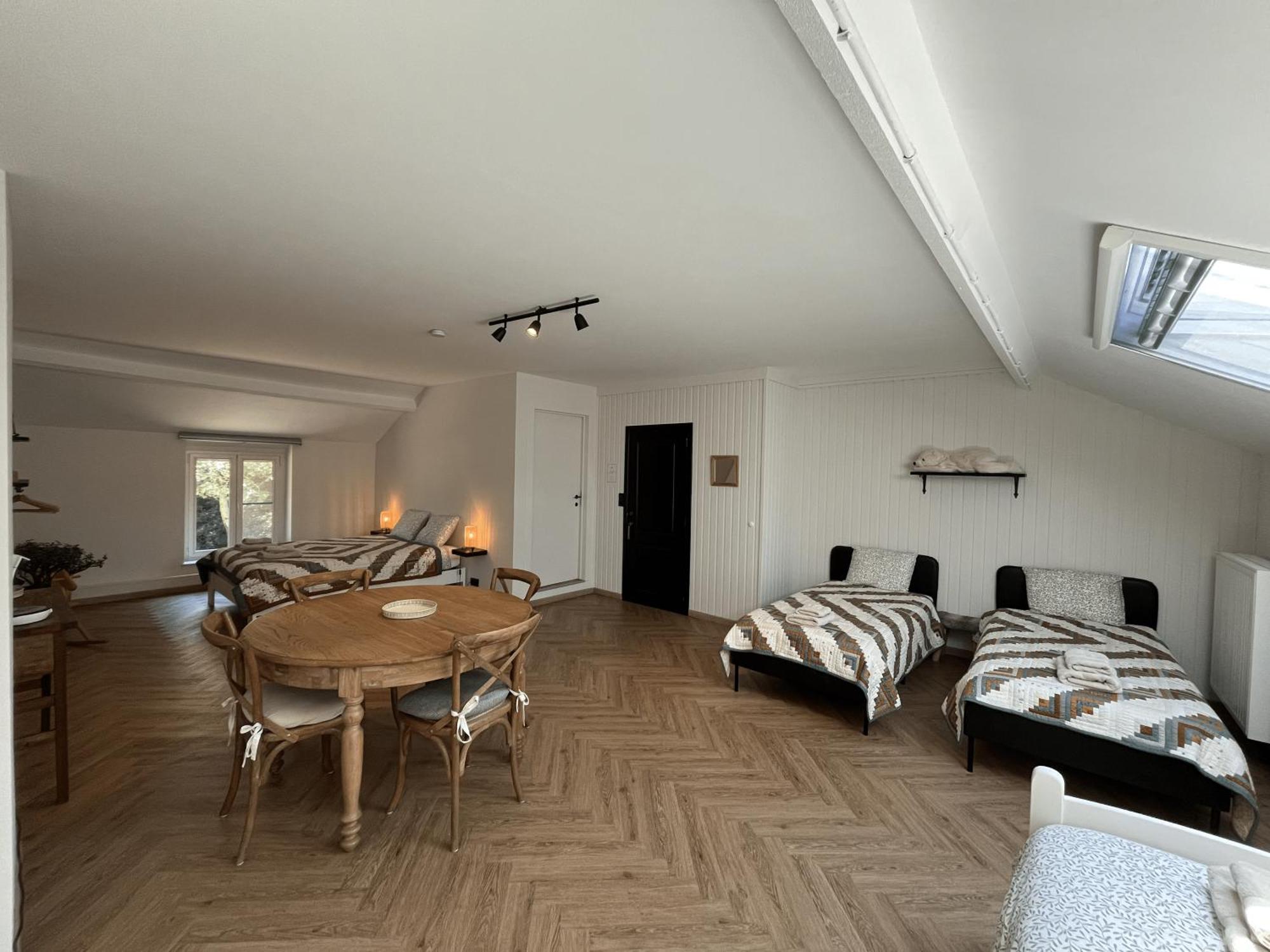 Habitat Bed and Breakfast Momignies Buitenkant foto